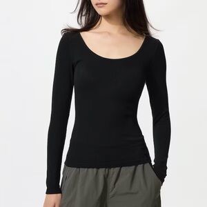 Uniqlo Heattech Extra Warm Long Sleeve